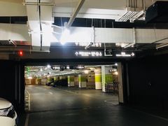-兴业太古汇·停车场