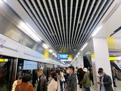 -红土地(地铁站)