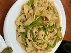 -东北四季饺子王(华山路店)