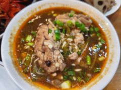 -李双猪·小龙虾·烧烤·羊肉煲(乐山店)