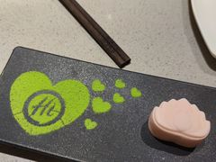 -海底捞火锅(新松江路生日主题店)