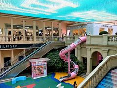 -王府井奥莱临潼小镇(临潼店)