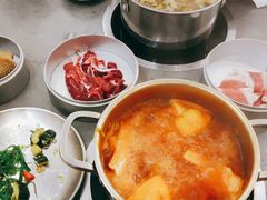 -晓沸牛肉海鲜小火锅(白湖亭万达广场店)