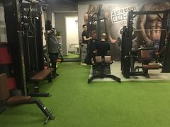 -征成健身连锁私教工作室(九公里店)