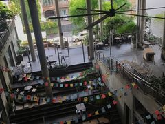 -ROAST coffee & eatery