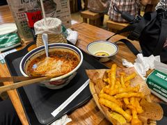 -云阿蛮云南生烫牛肉米线(奉贤路店)