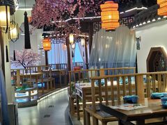 -荷塘秋月·本帮江浙菜(国权路店)