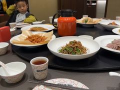 -阿瓦山寨·湘菜现炒·剁椒鱼头王(咸阳总店)