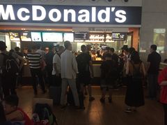 门面-麦当劳(高铁南站店)
