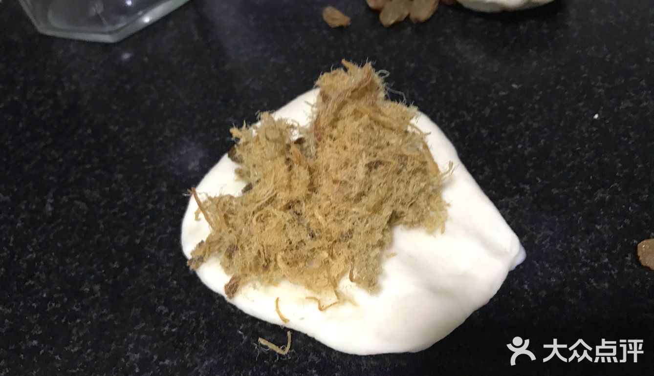 肚子里有料之低糖低油迷你肉松面包