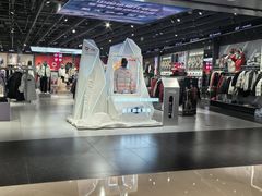 -李宁(苏州中心店)