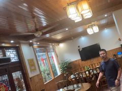 -芦茨金富饭庄·25年老字号·专做稻草鸡