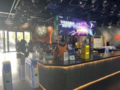 -极限PLAY运动娱乐新世界·团建派对表演休闲馆·室内高空游乐园