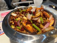 -凤凰路何眼镜香辣蟹(花果园店)