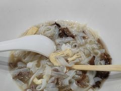 -甘掌门·化州驰名牛杂粉(越秀店)