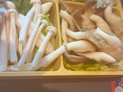 -由衷贵州酸汤牛肉火锅(新桥店)