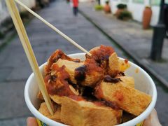 -仓桥直街臭豆腐