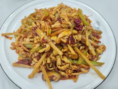 鱼香鸡丝-老七饭馆(光荣道总店)