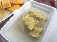 -芒果糯米饭摊子