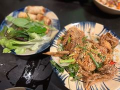 -Cuc Gach Quan Restaurant