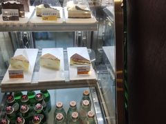 面包甜点陈列柜-DOUTOR德咖伦(吴江路店)