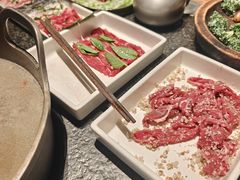 -三出山火锅(南京万象天地店)