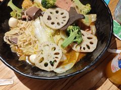 -万记麻辣烫国展总店