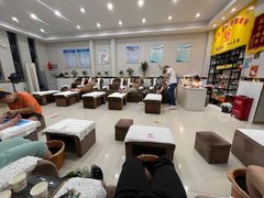 -创新足专业修脚(龙荷路店)