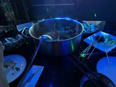 -唯爱KTV聚会餐厅(仙林东城汇店)