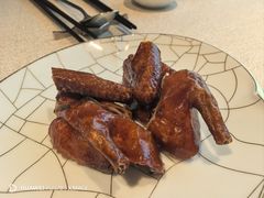 脆皮妙龄鸽-新荣记(椒江店)