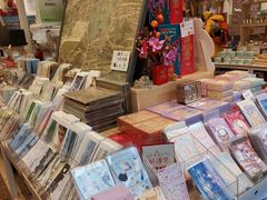 -猫的天空之城概念书店(杭州南宋御街店)