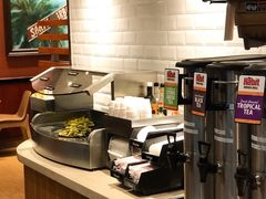 -The Habit Burger Grill 哈比特汉堡(爱琴海店)