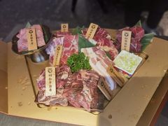 -铭牛烧肉·和牛海鲜自助(高新月牙湖店)