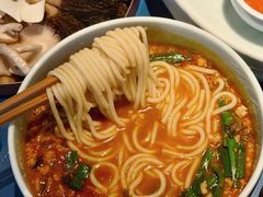 -一坐一忘云南菜(嘉里中心店)
