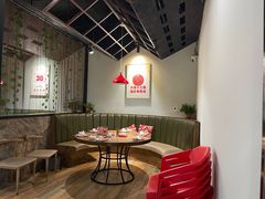 -叶派龙虾•招牌香辣蟹·海鲜(中海国际店)