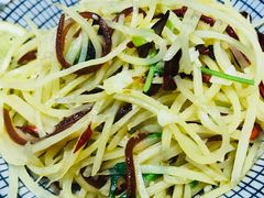 酸辣土豆丝-满园烤鸭·春饼(太原街万达店)