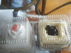 -红宝石·鲜奶小方·海派西点房(浦三店)