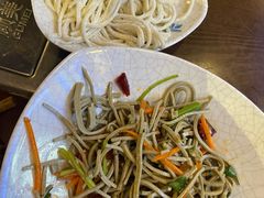 -亿诣蝎府炸酱面羊蝎子火锅(酷车小镇店)
