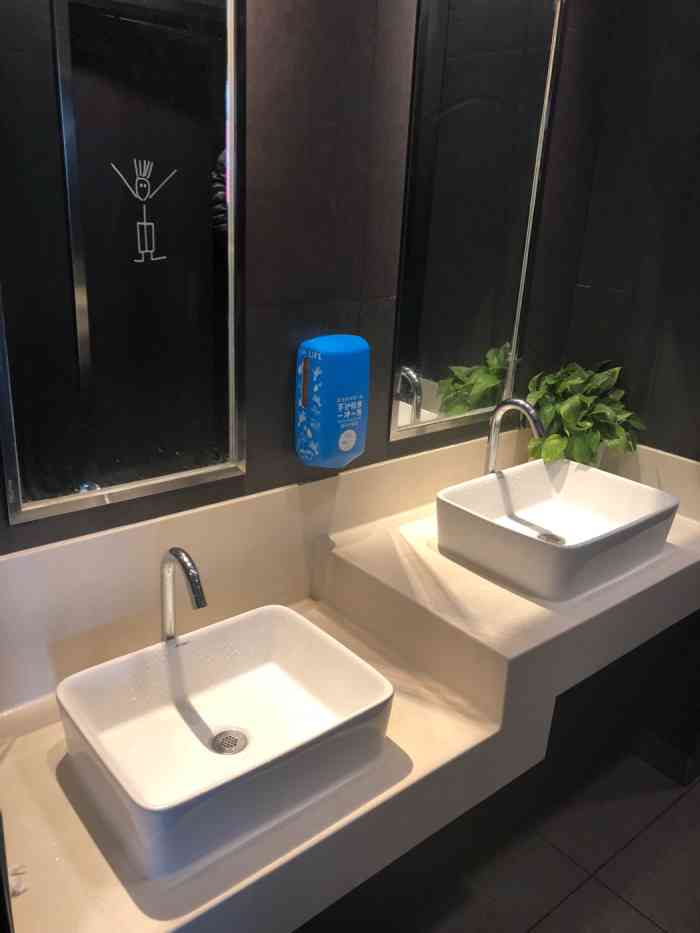 麦当劳公共厕所(软件园得来速店)