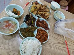 -晓宇盒饭(民安街店)