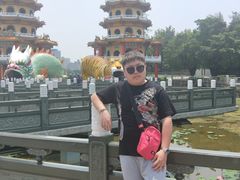 -龙虎塔