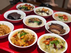 -蓝田九大碗民俗食府(蓝田店)