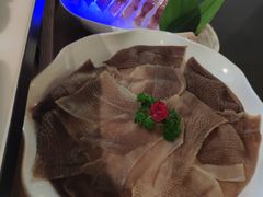 -左庭右院鲜牛肉火锅(浦江欢乐颂店)
