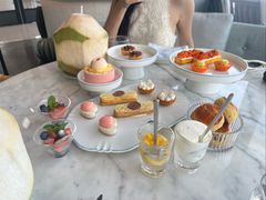 -瑰丽酒店·海吧·天际下午茶·现场DJ·天台酒吧
