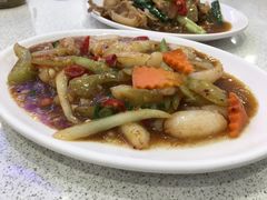 芹菜蟹肉-旅南活海鲜-屏东(墾丁海鮮，海鮮餐廳，墾丁團體合菜，平價熱炒，墾丁熱炒店，活海鮮推薦，在地海鮮餐廳)