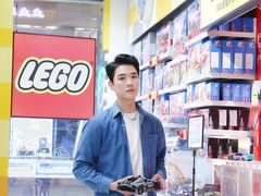 -王府井百货熙地港店