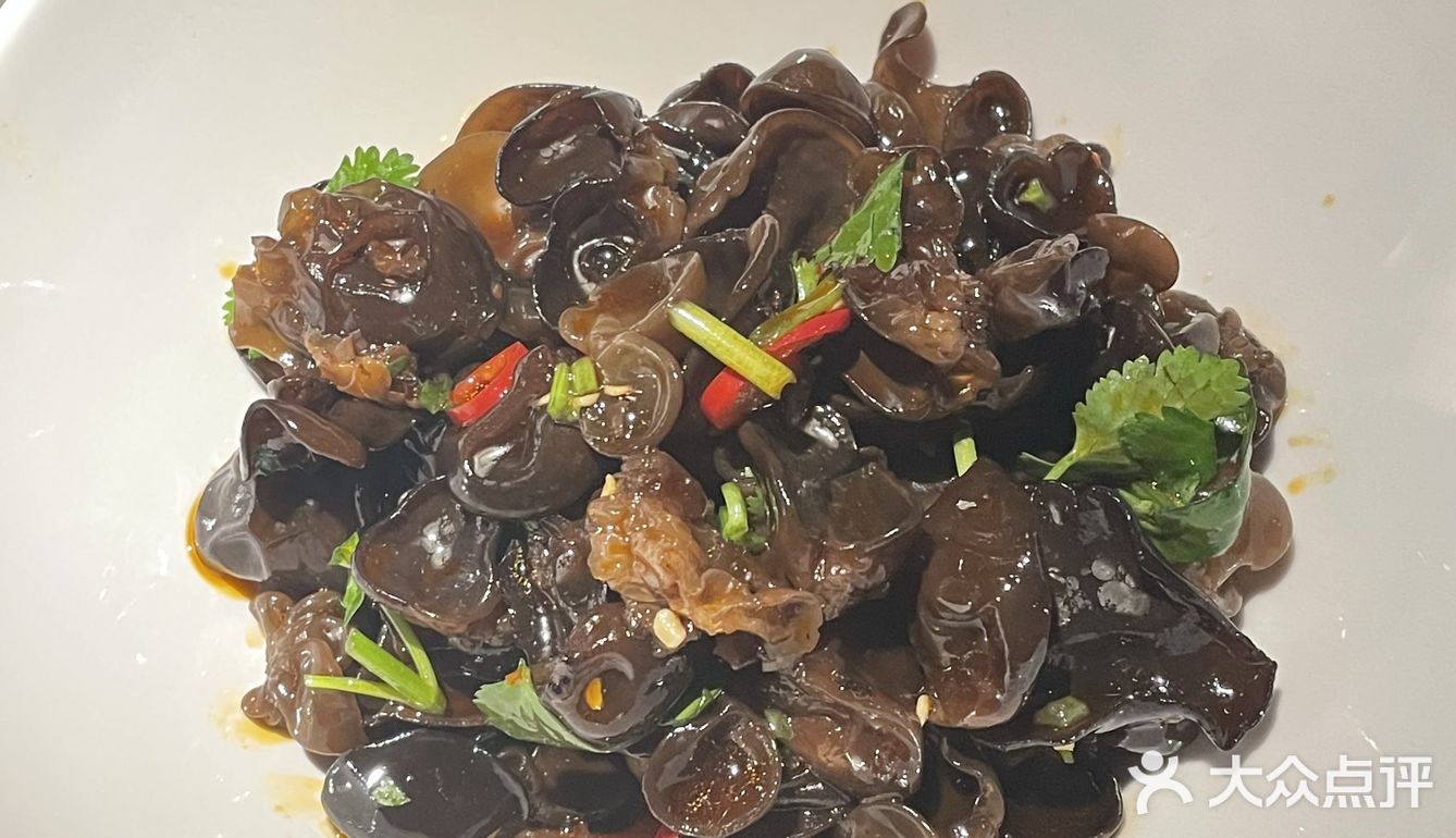 椰子鸡还是同仁四季吧ㄟ( ▔, ▔ )ㄏ