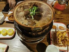 -阿润打边炉·鲜切鸡煲(华漕店)