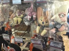 -LOG-ON(海港城店)