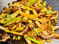 -一朵菌·野生菌探索家火锅(南亚店)